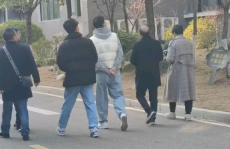 广西南宁吃瓜网红事件,网络舆论的风暴与反思