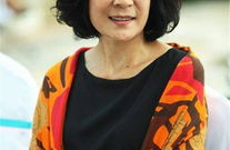 苏小明全家照,温馨家庭瞬间，展现幸福生活画卷